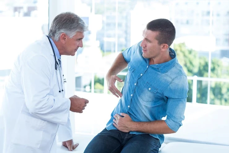 Médico que cuida do estômago